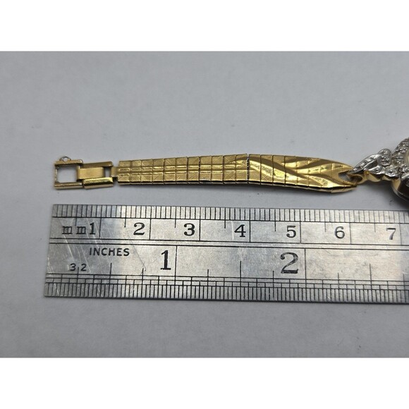 Vintage Armitron Diamond Quartz Womens Gold Tone Oval Cocktail Watch New Battery main image 7